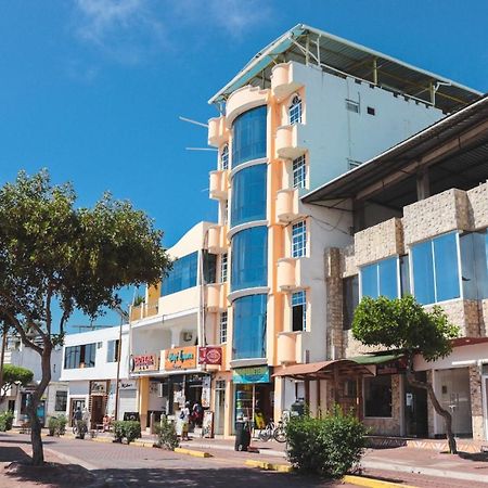 Hostal Carliza Puerto Ayora  Εξωτερικό φωτογραφία