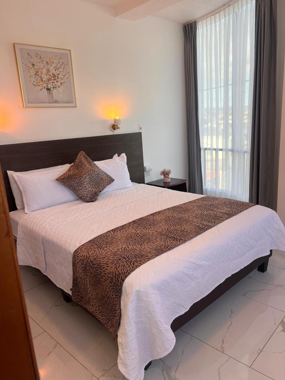 Hostal Carliza Puerto Ayora  Εξωτερικό φωτογραφία